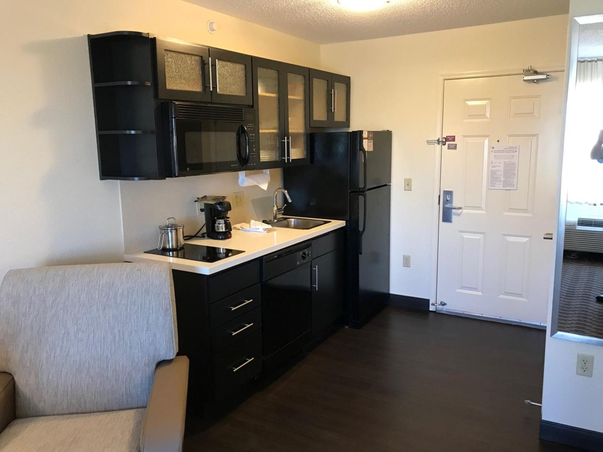 Candlewood Suites Fort Wayne - Nw By Ihg Extérieur photo